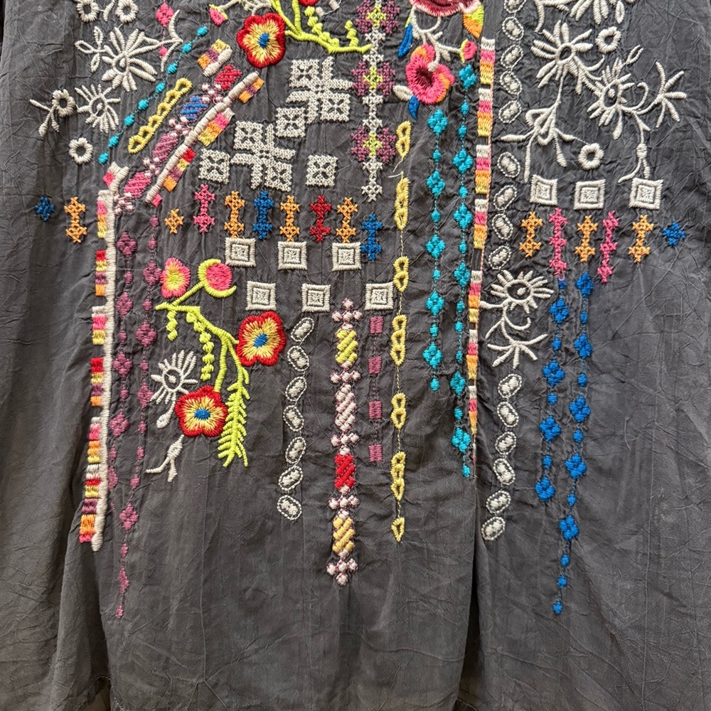 Johnny Was Gray Tunic with Multicolor Embroidery - Picture 7 of 16